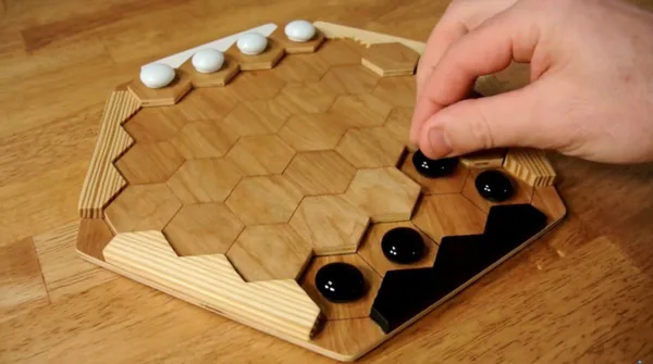 Hexagonal Iso-Path