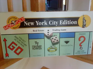 Monopoly: New York City Edition box cover