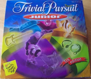 Trivial Pursuit Junior: Fifth Edition box cover