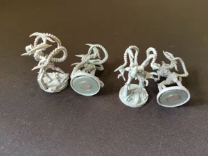 Magnetic bases for miniatures (Nemesis boardgame)