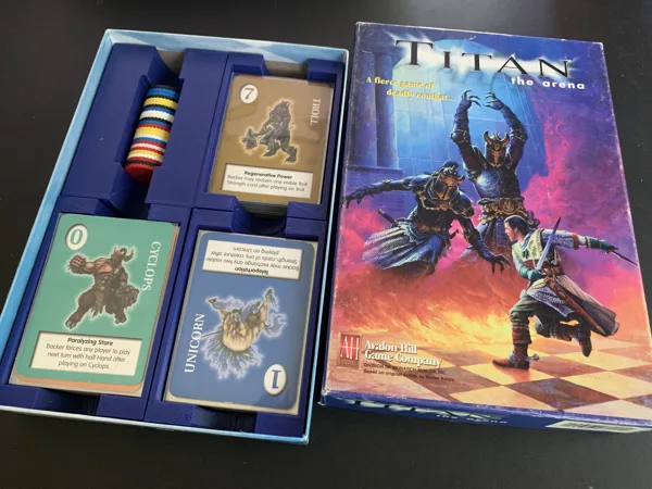 Insert/Organizer for board game Titan: The Arena