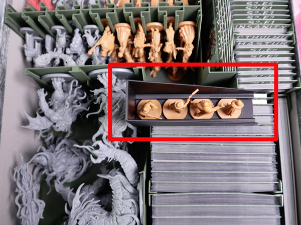 Cthulhu Death May Die extra figures holder