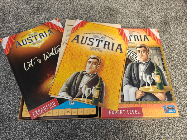 Grand Austria Hotel & Expansion Organizer Insert