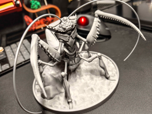 Carapace Queen and Token miniature - Aeon's End