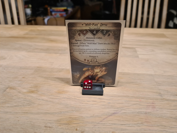 Arkham Horror TCG enemy stand for dice (sleeved)
