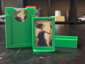 Arkham Horror LCG Windowed Deck Box w/Standee