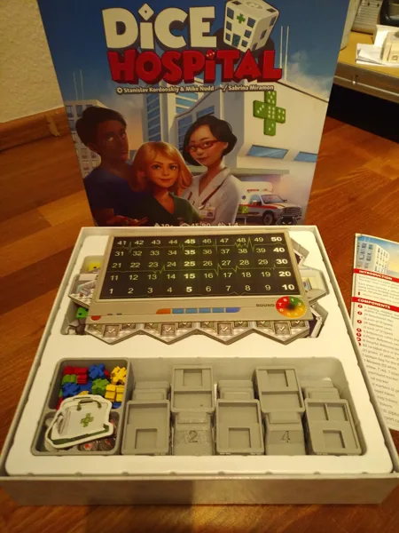 Dice Hospital Organizer