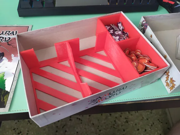 Samurai Sword + Rising Sun Game Insert (Sleeved)