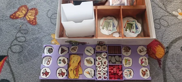 Paleo token holder that fits the original insert