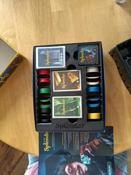 Splendor Insert sleeved cards