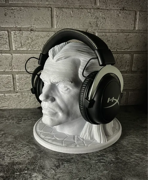 Headphone Stand - Geralt of Rivia - The Witcher