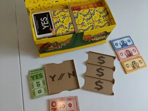 Hot Streak Boardgame 2026 insert and money tray