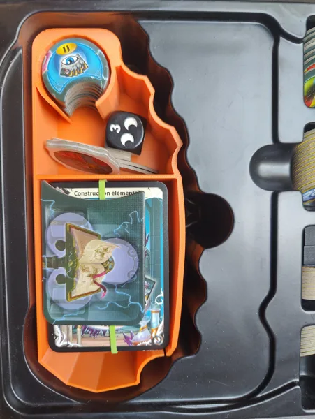 Storage box for the boardgame Seasons
