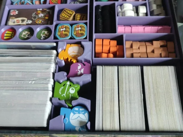 Keep the heroes out, all in one Box