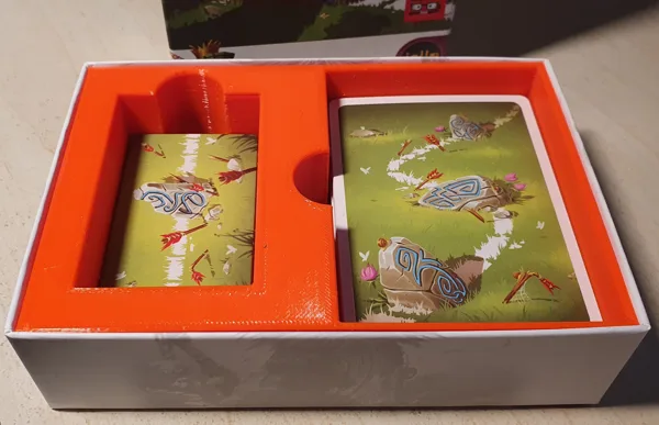 Schotten Totten game box insert