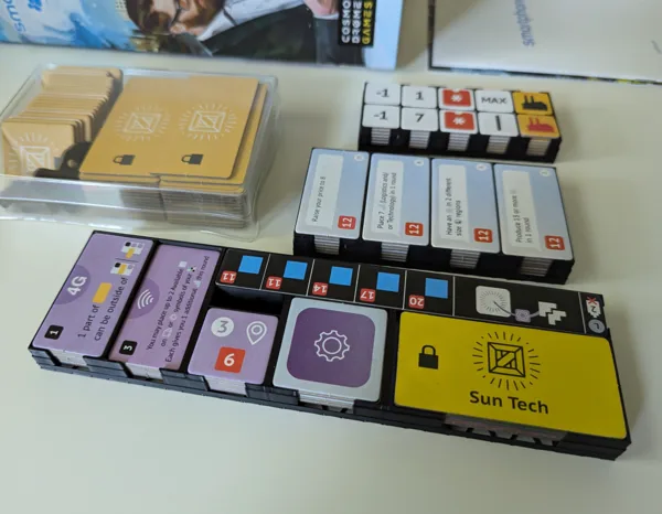 Smartphone Inc. Board Game Minimal Insert