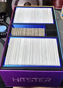 Hitster box-organizer & stand (basic-game & expansion) REMIX