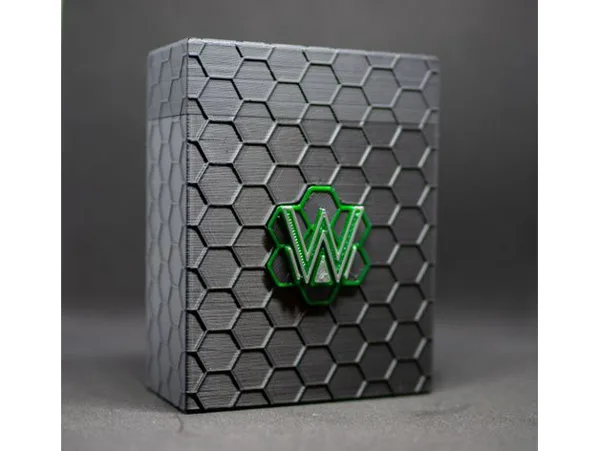 Sci-Fi Deckbox with interchangeable Netrunner Emblems