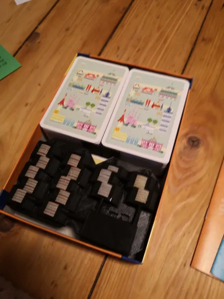Machi Koro game box insert including expansion