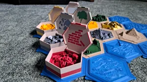 | Catan | Resource containers