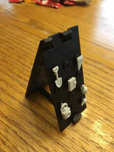 Tiny Epic Quest Item Rack