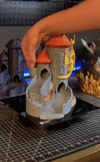 Dragon's Dice Keep: Dice Tower with Two Versions!