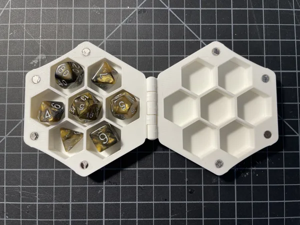 Hexigon Dice Box