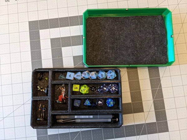 Perfect Magnetic Dice Box and Rolling Tray