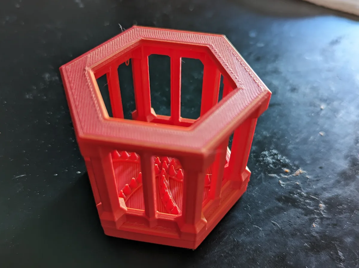 "Spikey" Dice Jail