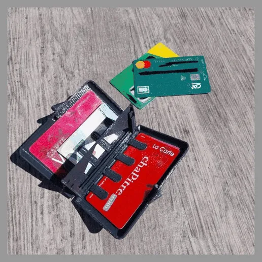 Card holder