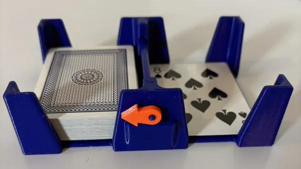 Playing Card Holder (with direction indicators)