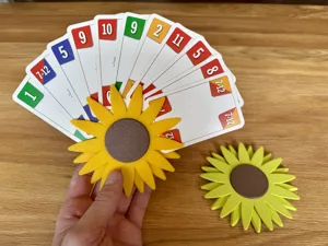 Playing card holder in sunflower design