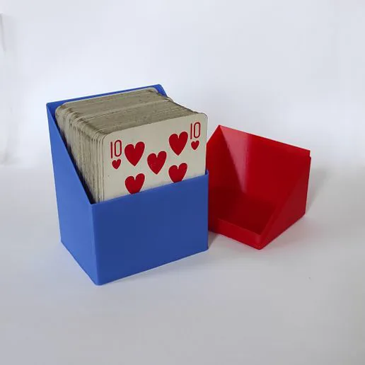 PLAYING CARD HOLDER