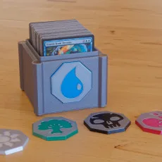 Basic Deck Box with Customisable Swappable Badges