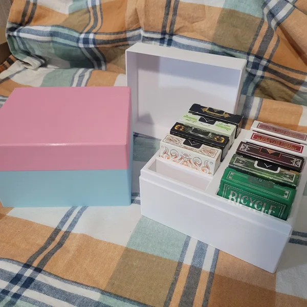 Deck of cards storage box