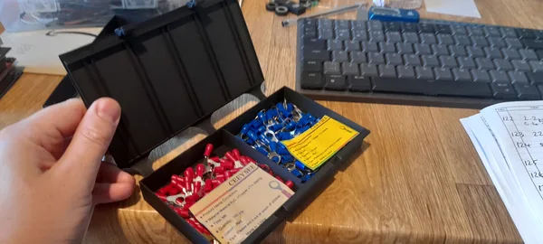 Print in place component organiser system
