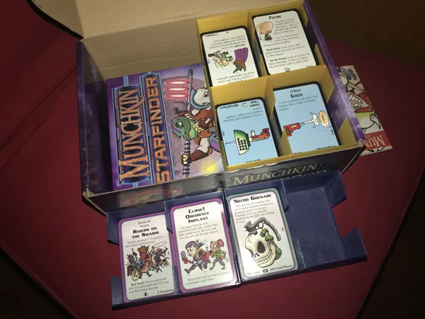 Munchkin Starfinder Everything Box Card Insert
