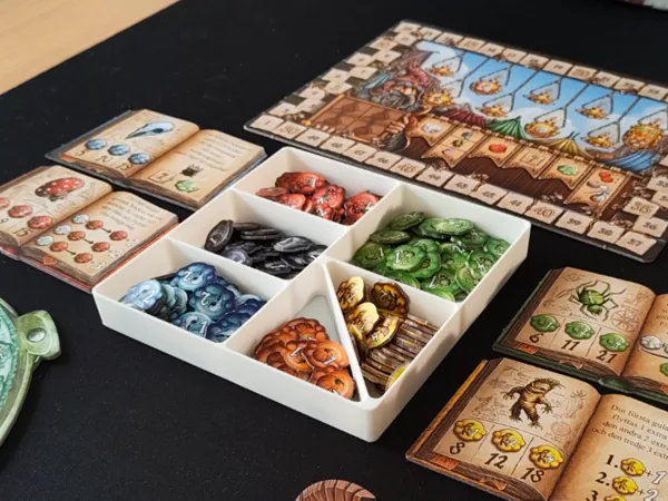 Board game tray with 6 slots