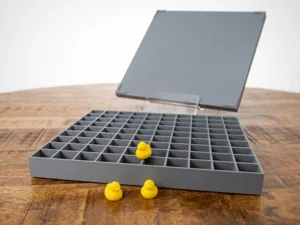 Setzkasten für Miniaturen oder Versteckspiel