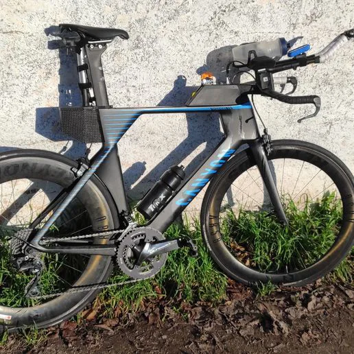 Aerobox storage box with magnetic closure for CANYON SPEEDMAX
