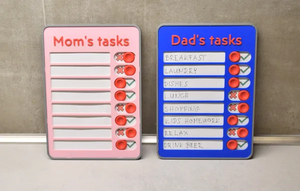 To-do list with sliding buttons and paper insert