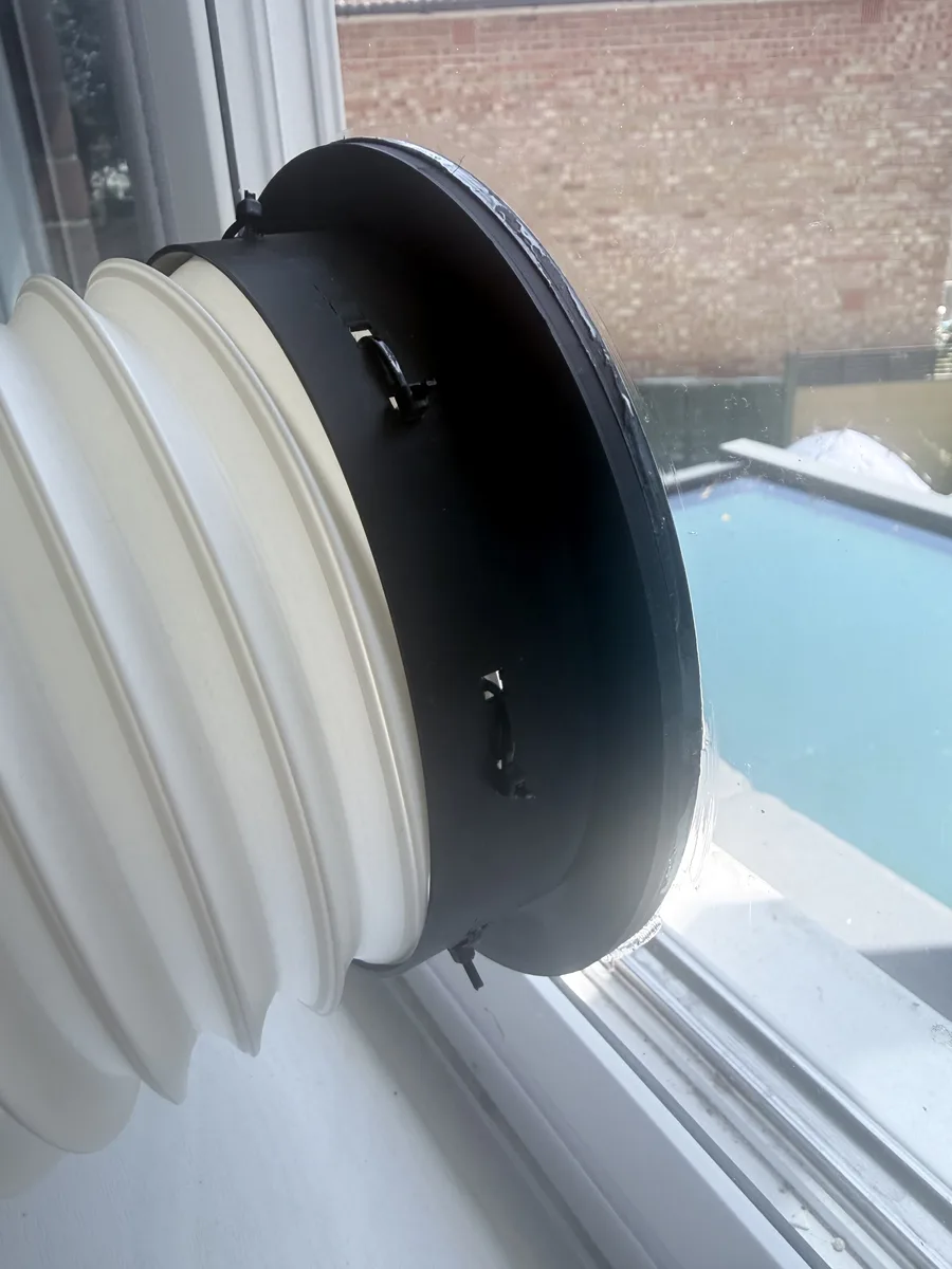 Magnetic Ring system for Air Conditioner exhaust