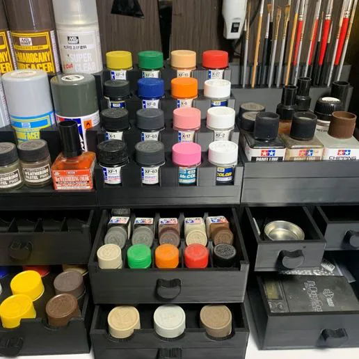 Paint stand for model making