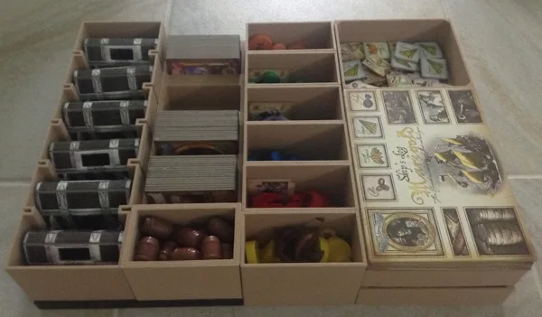 Francis Drake board game insert
