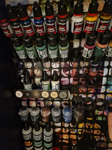 Paint bottle holder/rack for Citadel(33mm) or Vallejo(25mm)