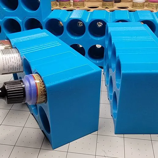 Expandable Paint Bottle Holder