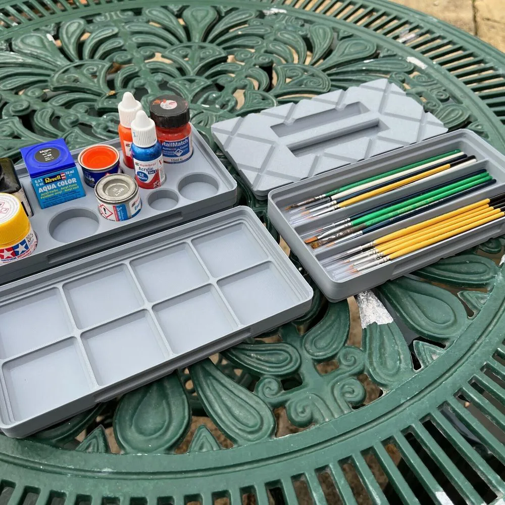 Paint Brush Holder and Mixing Tray