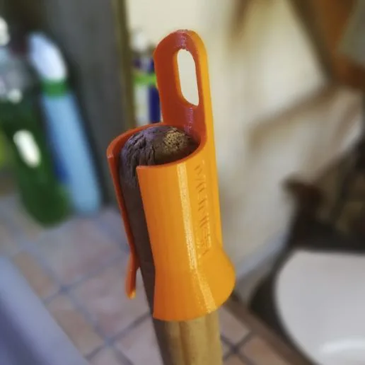 Brush holder