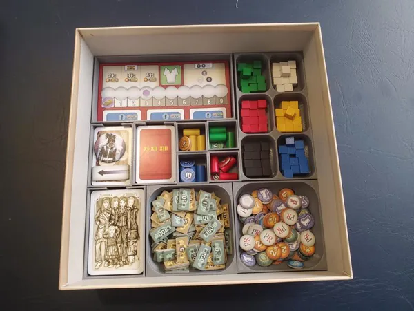 Prêt-à-Porter Board Game Insert (2010/2011)
