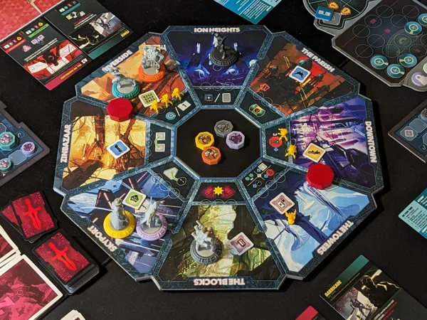 In Too Deep Boardgame Elevated Board Tray